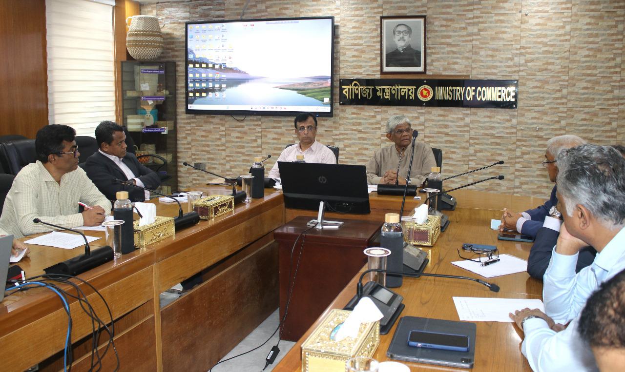 আমাদের রিজার্ভ বাড়ছে,অর্থনীতি ঘুরে দাড়াচ্ছে: বাণিজ্য উপদেষ্টা